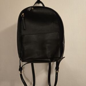 GAP Small Black Backpack with Pockets
